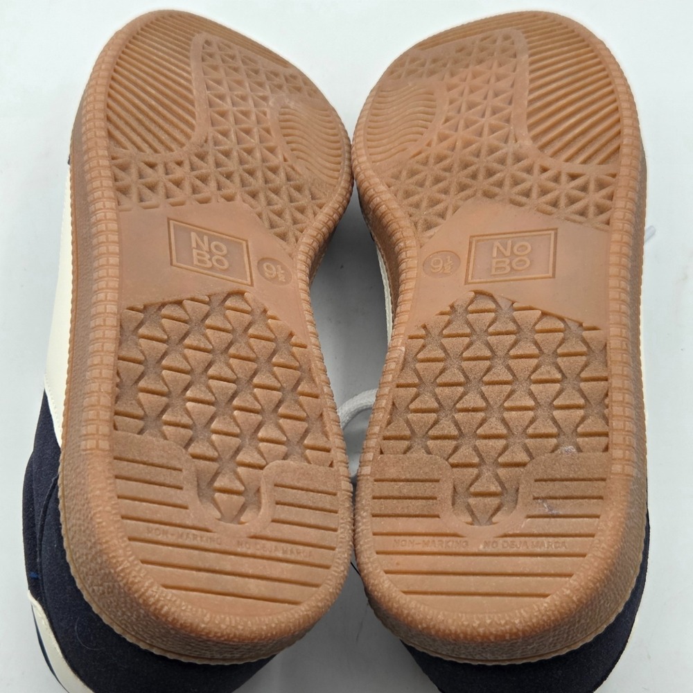 BRAND‎ NEW No Boundaries Women's Navy Blue Lace-Up Sporty Sneakers Size 9.5 - Picture 6 of 6
